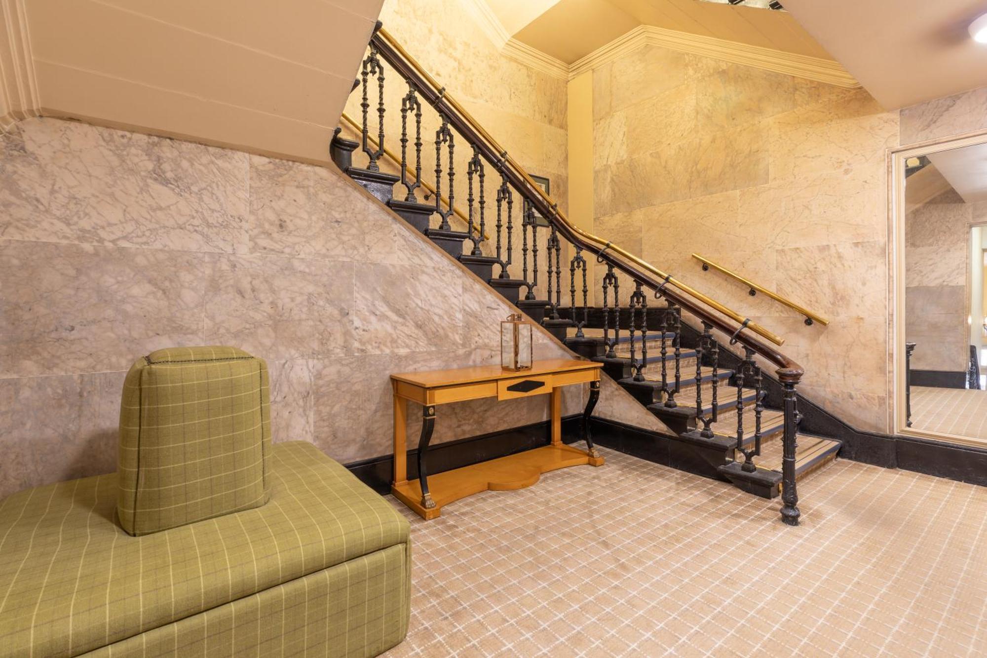 Hotel The Sir Thomas 3*