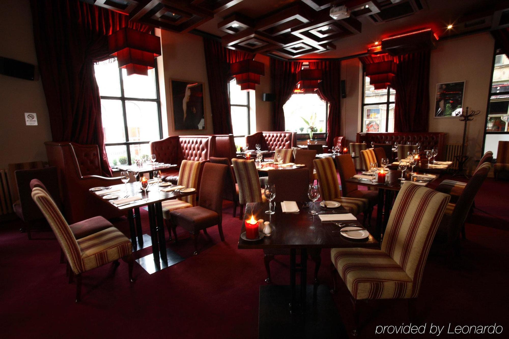 The Sir Thomas 3*